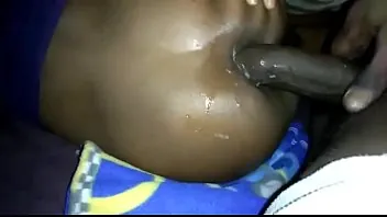 Zum ersten Mal Anal Creampie auf BBC